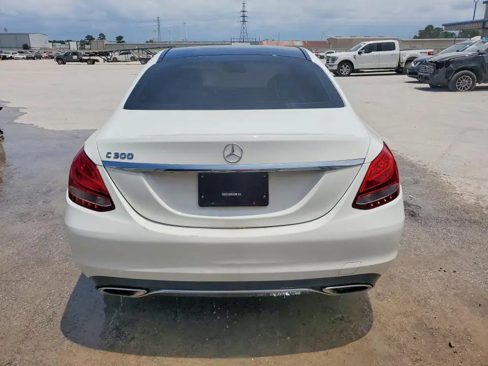2017 MERCEDES-BENZ C 300  