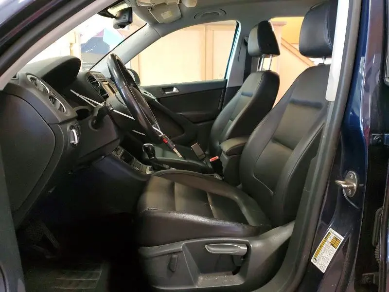 2016 VOLKSWAGEN TIGUAN S  