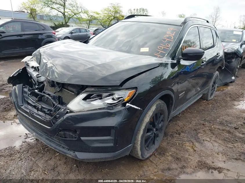 2017 NISSAN ROGUE SV