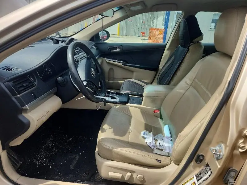 2012 TOYOTA CAMRY LE  