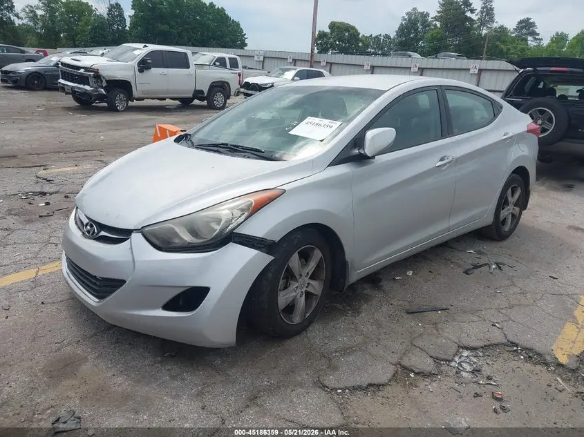 2013 HYUNDAI ELANTRA GLS