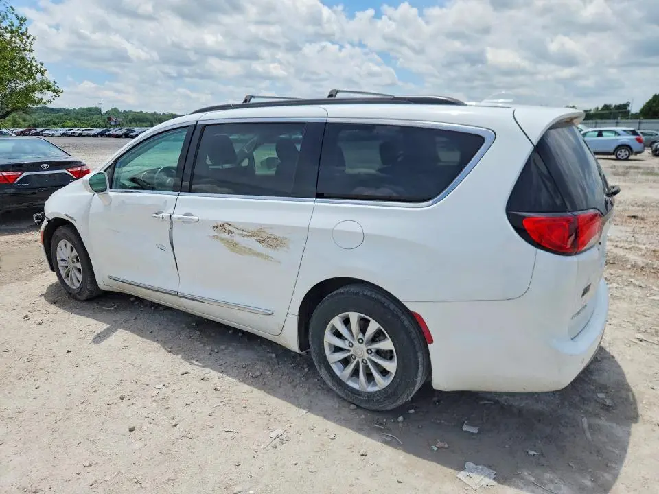 2017 CHRYSLER PACIFICA TOURING L  