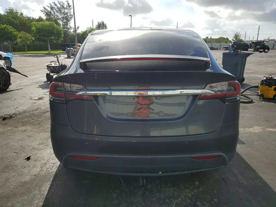 2017 TESLA MODEL X 100D