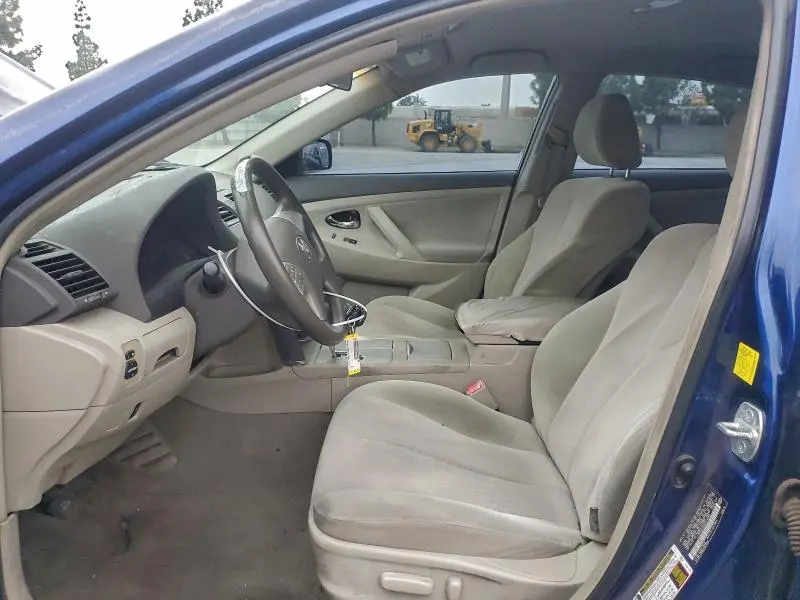 2011 TOYOTA CAMRY BASE  