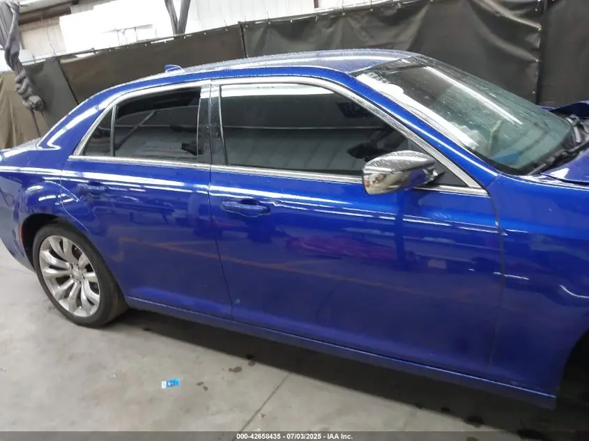 2018 CHRYSLER 300 TOURING