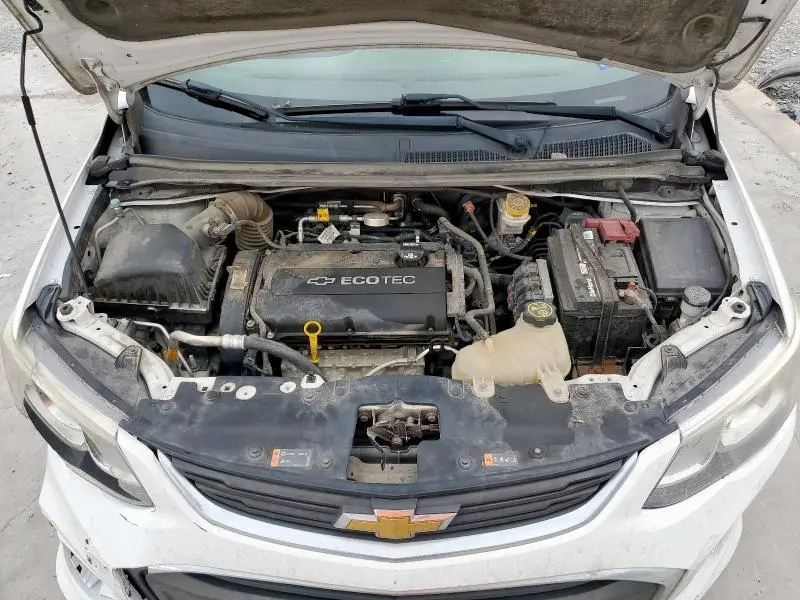 2017 CHEVROLET SONIC LT  