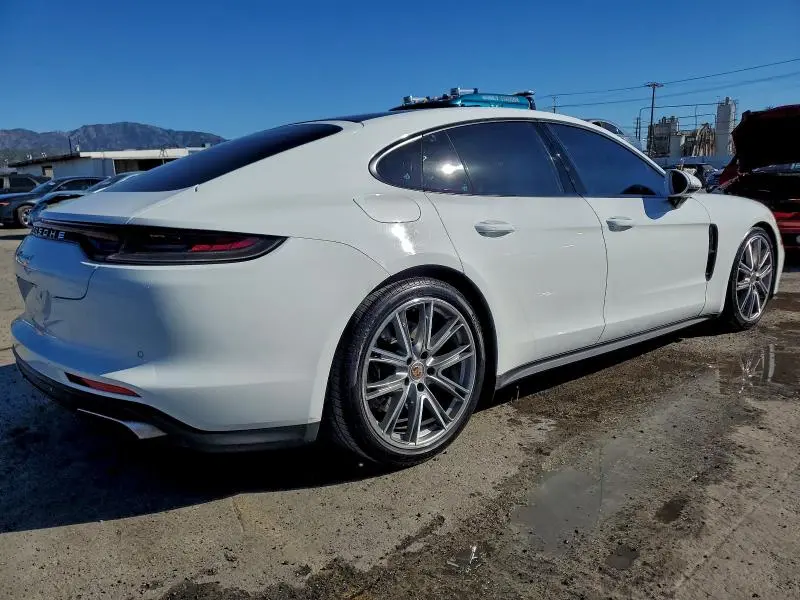 2021 PORSCHE PANAMERA BASE  
