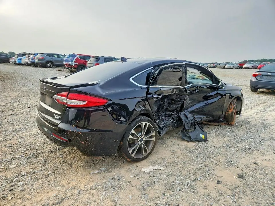 2020 FORD FUSION TITANIUM  