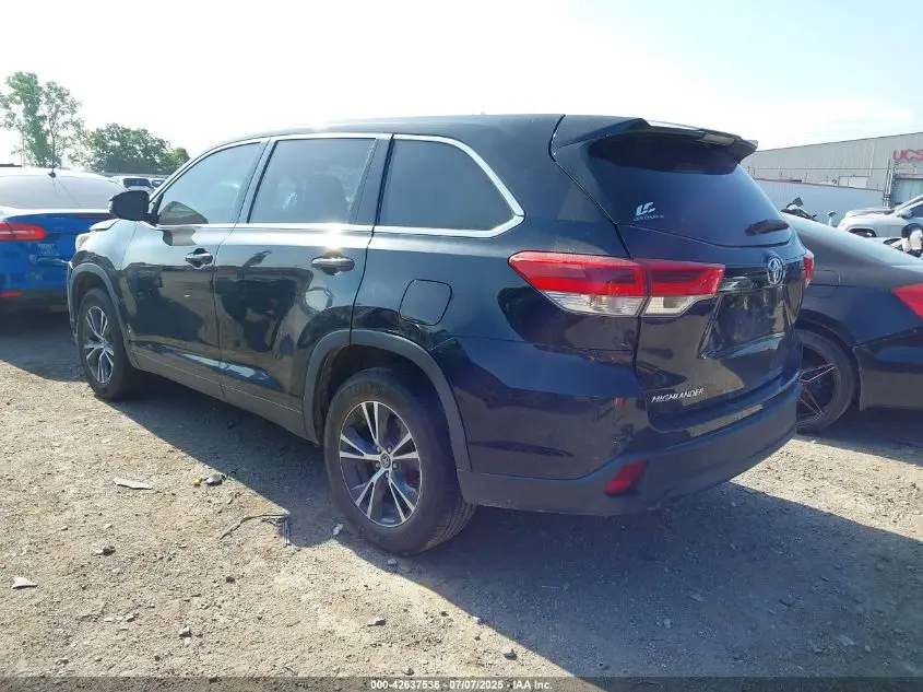 2019 TOYOTA HIGHLANDER LE