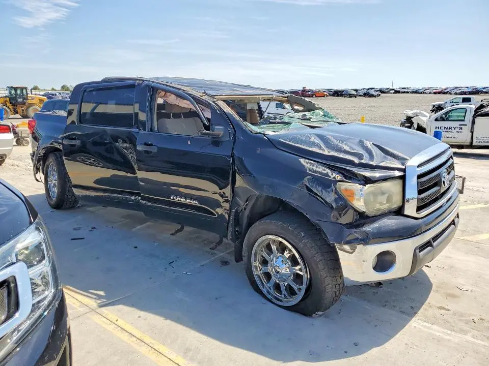 2010 TOYOTA TUNDRA CREWMAX SR5  