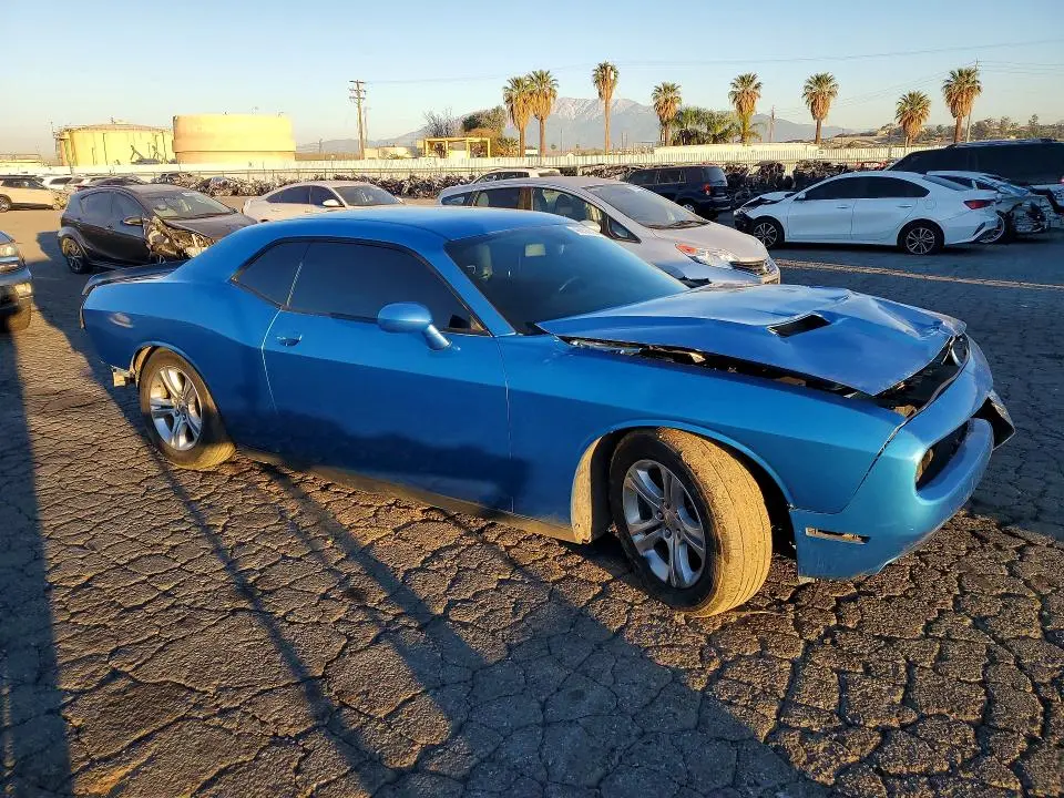 2018 DODGE CHALLENGER SXT  