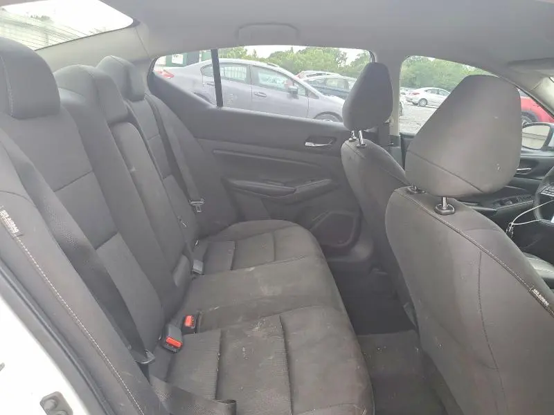 2021 NISSAN ALTIMA S  