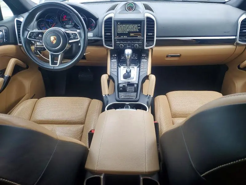 2016 PORSCHE CAYENNE   