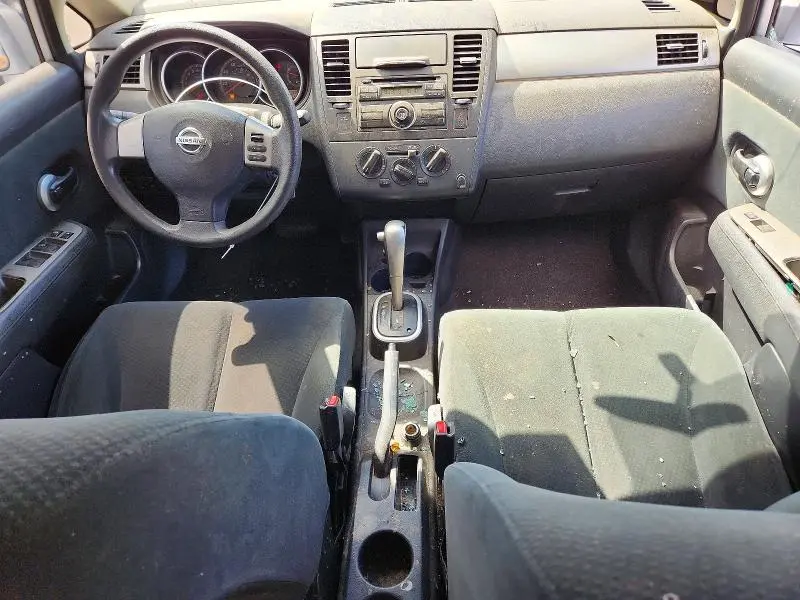 2011 NISSAN VERSA 1.8 S  