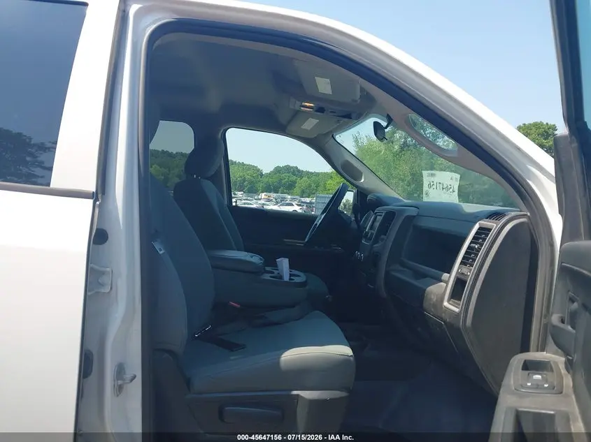 2018 RAM 2500 TRADESMAN  4X4 8' BOX