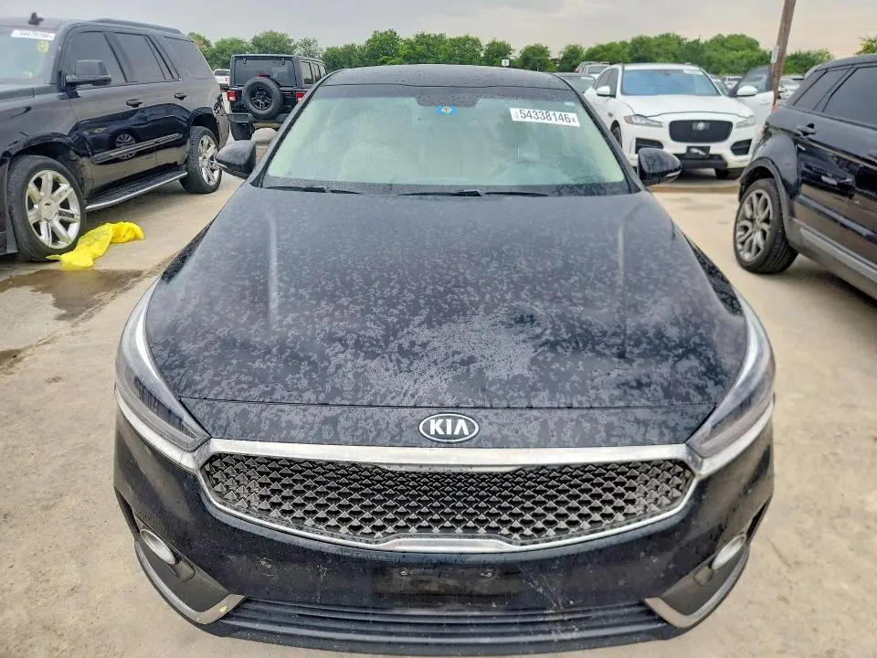 2018 KIA CADENZA PREMIUM  