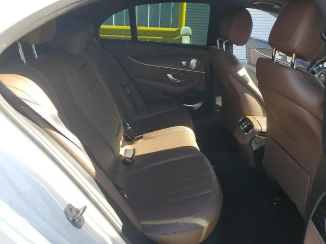 2017 MERCEDES-BENZ E 300  