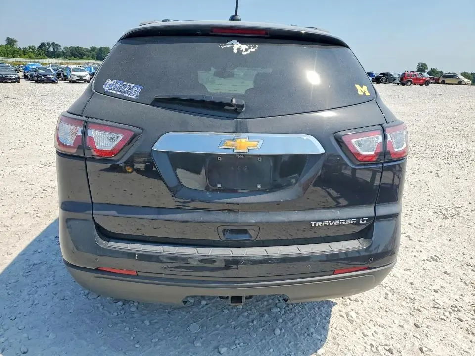 2016 CHEVROLET TRAVERSE LT  