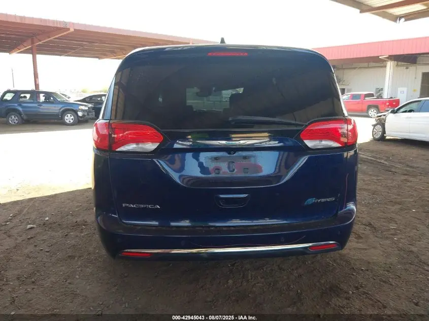 2017 CHRYSLER PACIFICA HYBRID PLATINUM