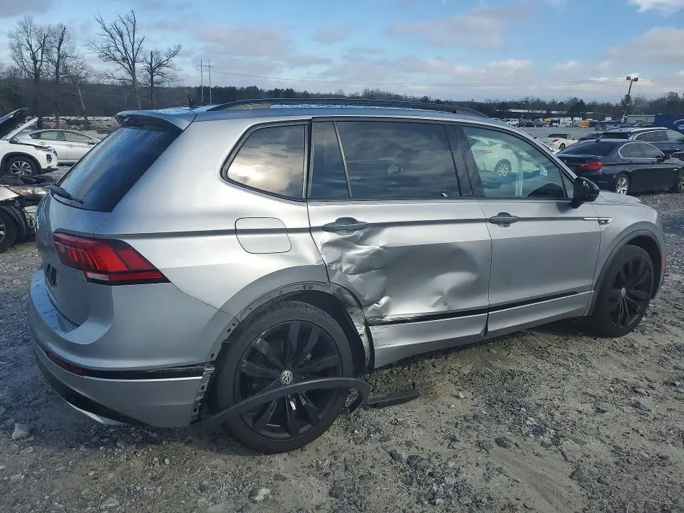 2020 VOLKSWAGEN TIGUAN SE  