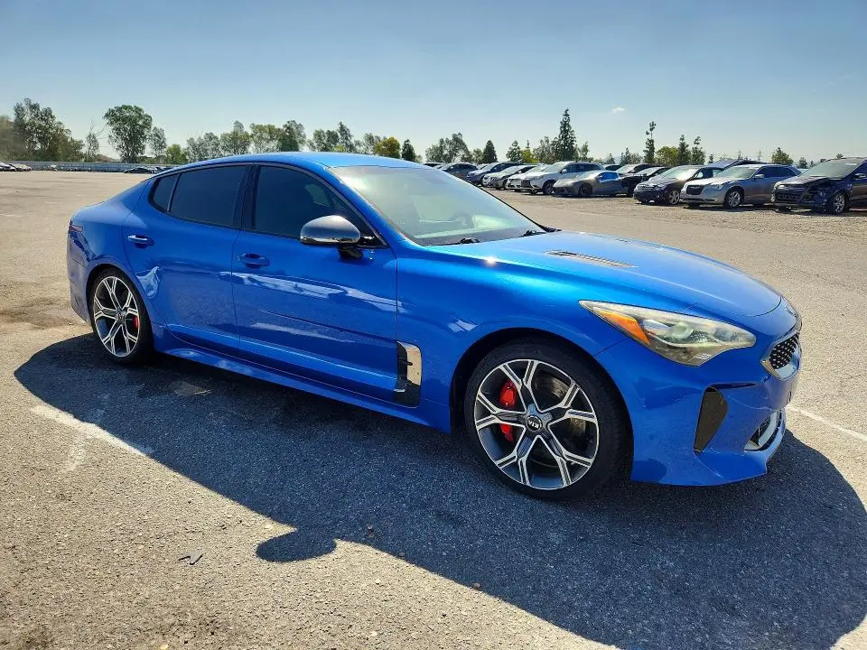 2018 KIA STINGER GT  