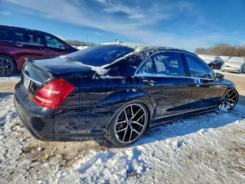 2011 MERCEDES-BENZ S 550  