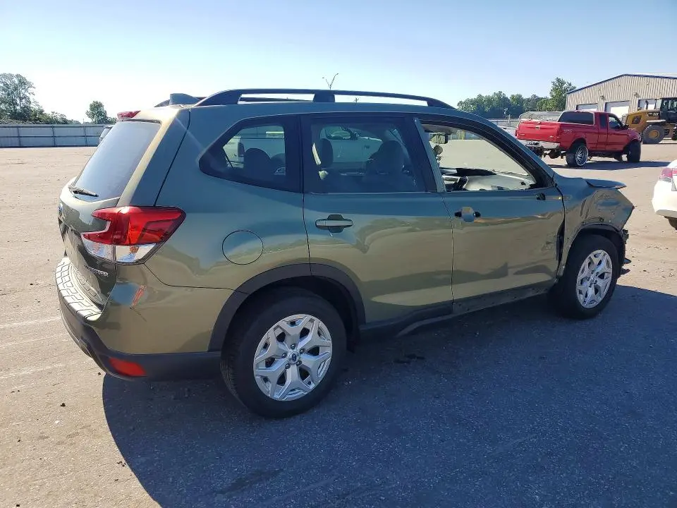 2019 SUBARU FORESTER   