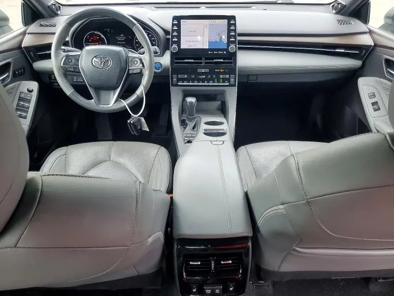 2022 TOYOTA AVALON LIMITED  