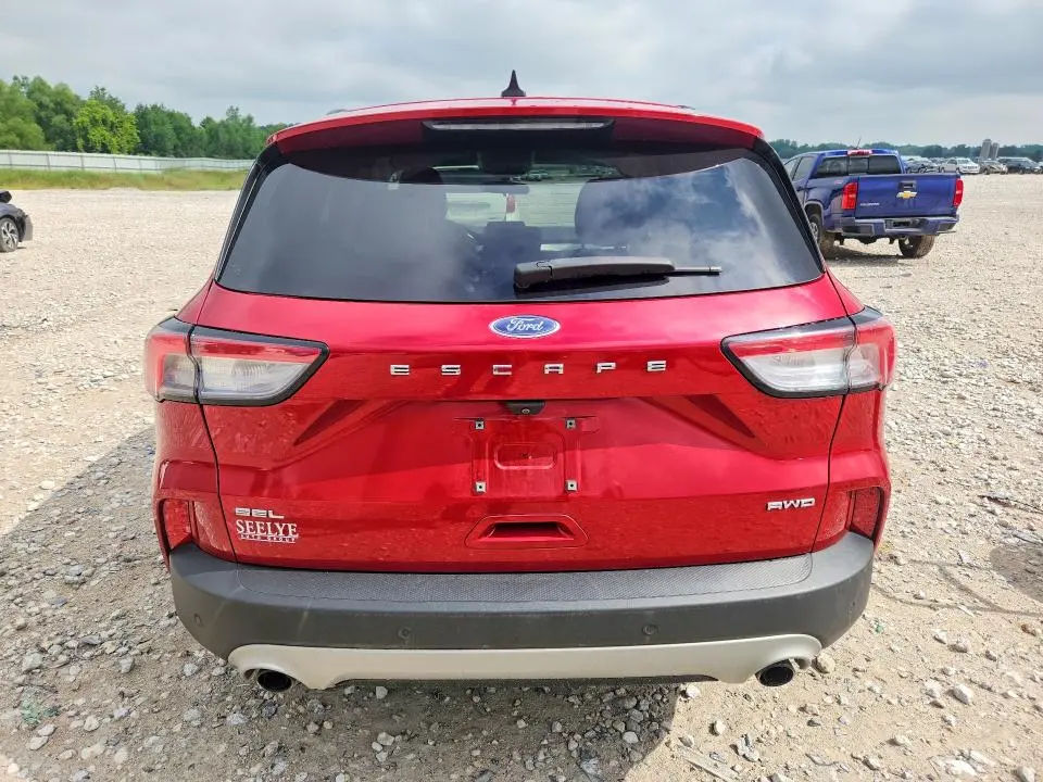 2021 FORD ESCAPE SEL  