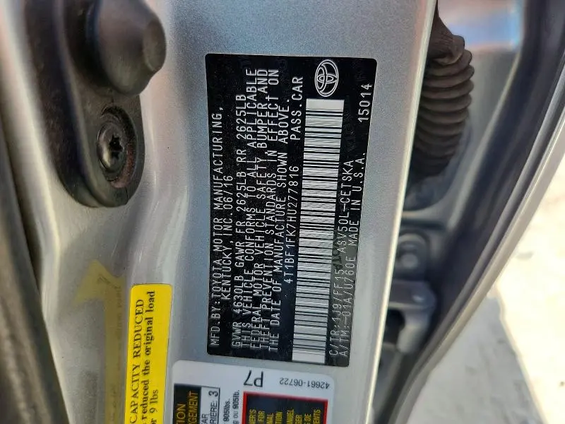 2017 TOYOTA CAMRY SE  