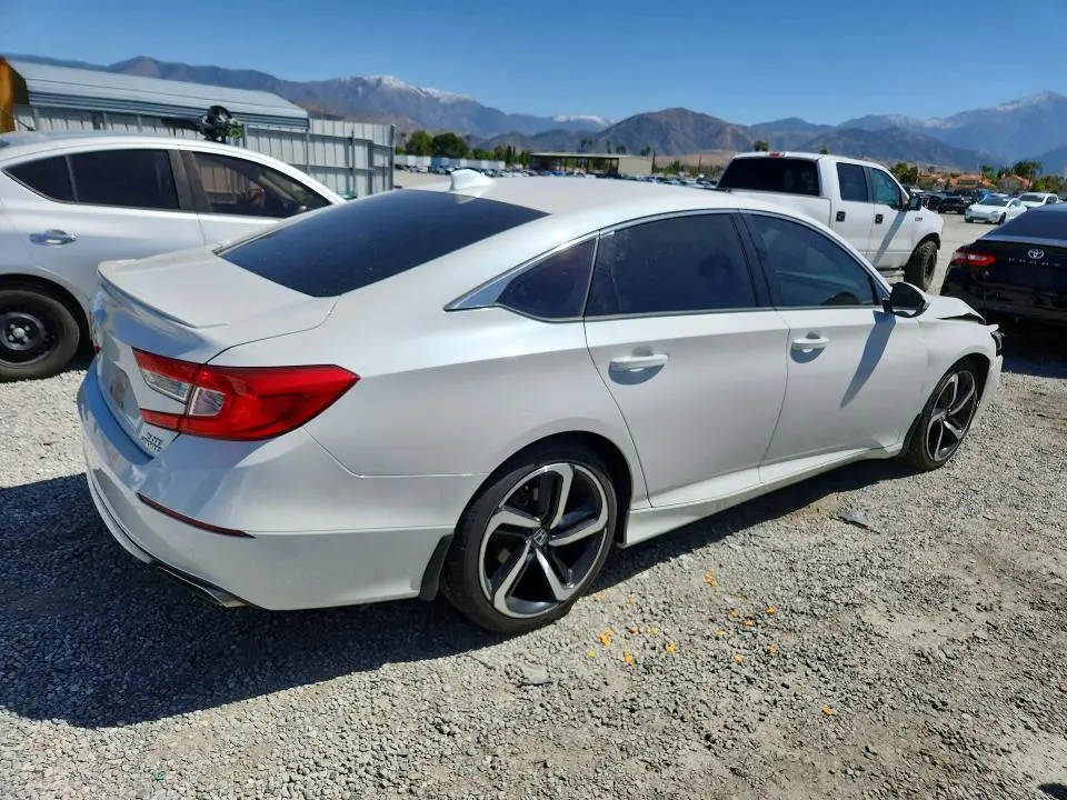 2019 HONDA ACCORD SPORT  