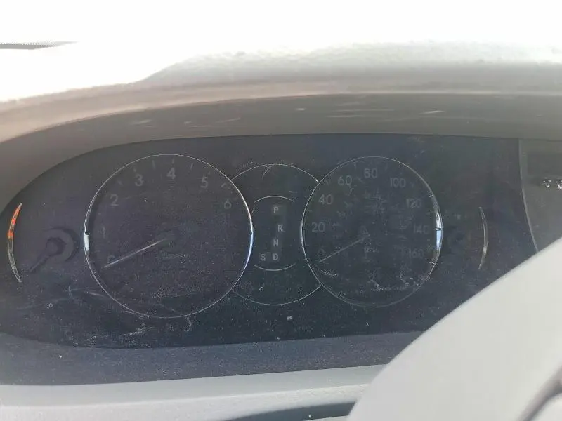 2010 TOYOTA AVALON LIMITED  