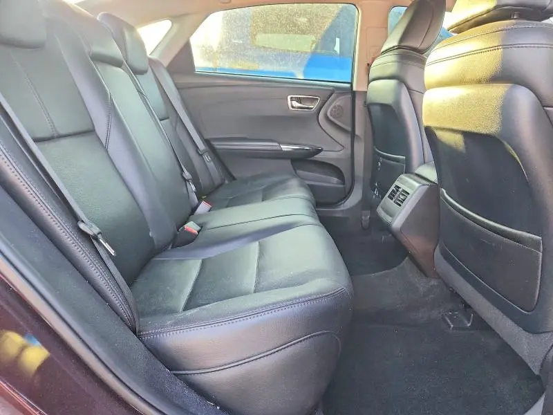 2016 TOYOTA AVALON XLE  