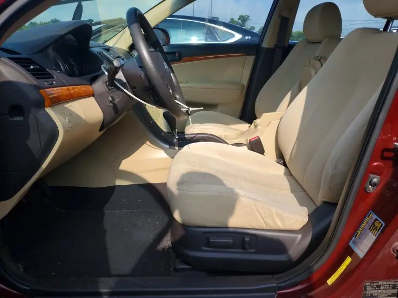 2010 HYUNDAI SONATA GLS  