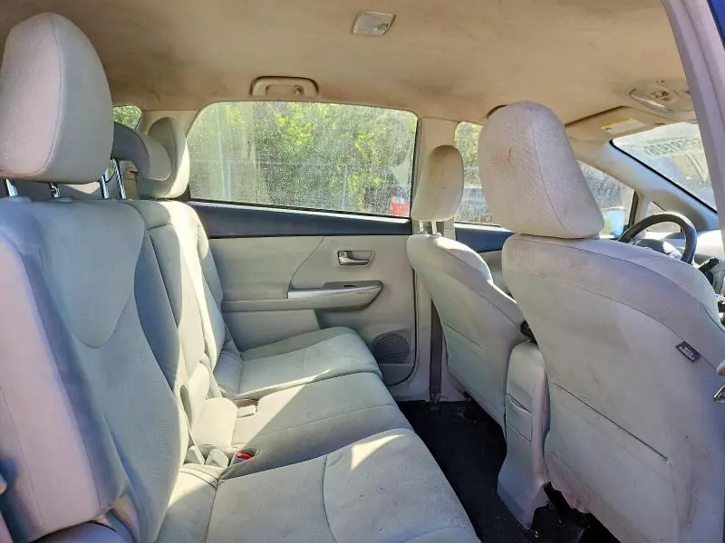 2013 TOYOTA PRIUS V THREE  