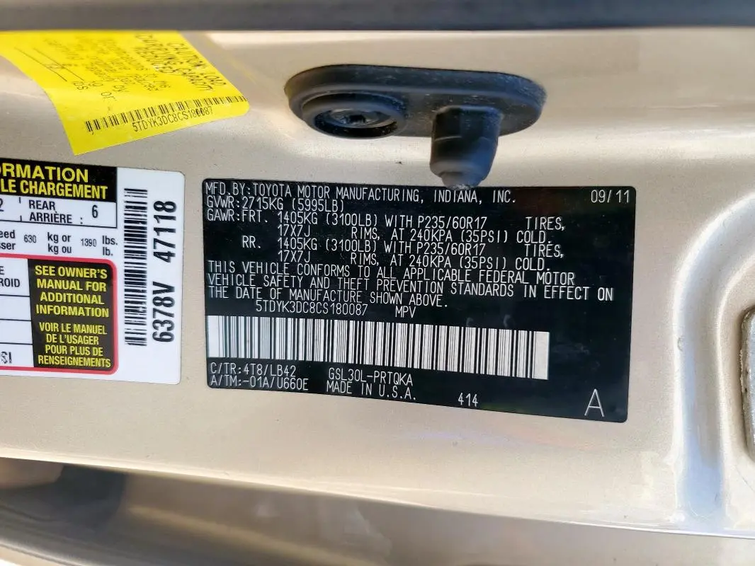 2012 TOYOTA SIENNA XLE  
