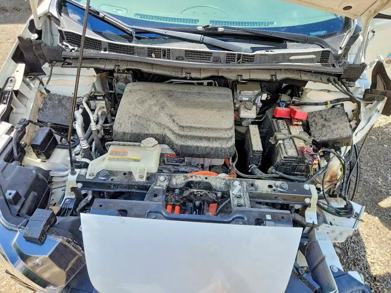 2025 NISSAN LEAF SV PLUS  