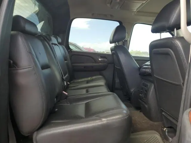 2013 CHEVROLET AVALANCHE LTZ  