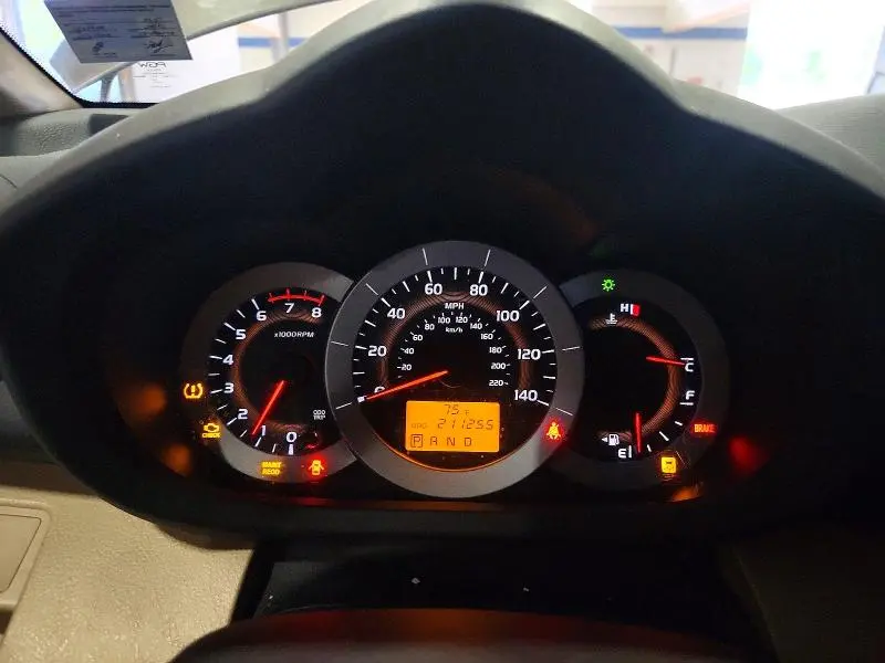 2010 TOYOTA RAV4 BASE  