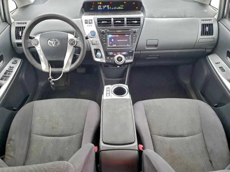 2013 TOYOTA PRIUS V   