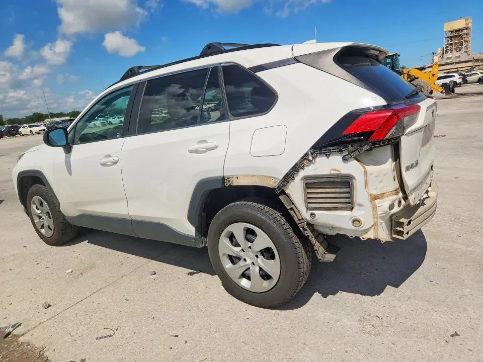 2019 TOYOTA RAV4 LE  