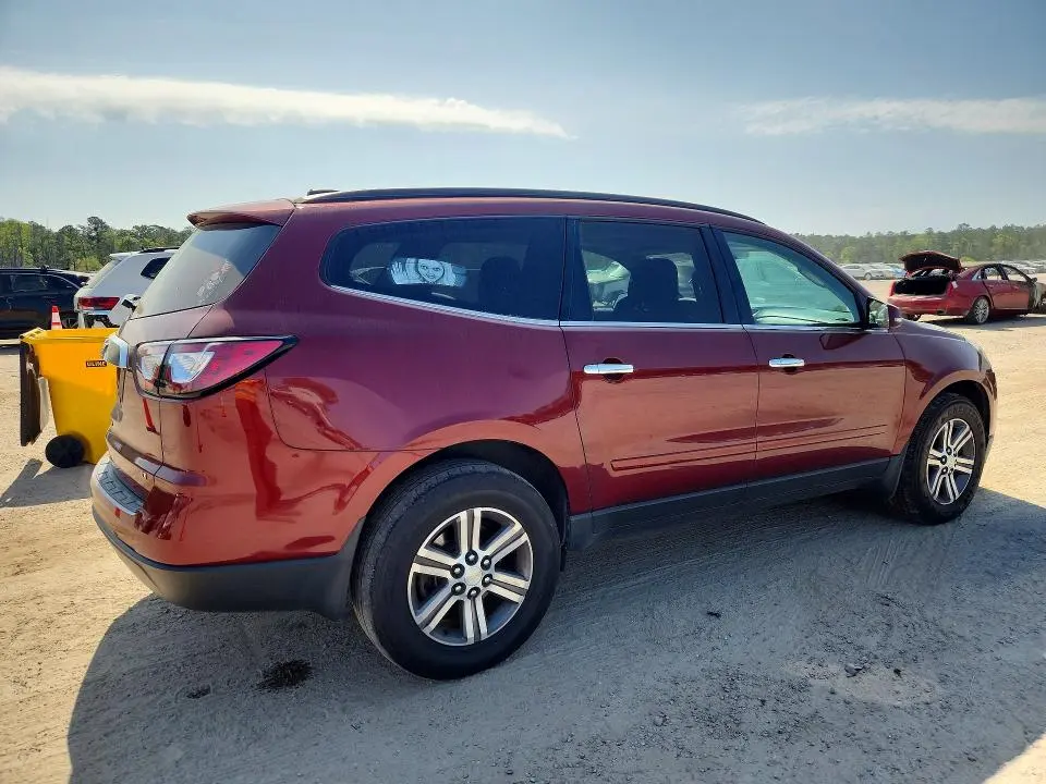2017 CHEVROLET TRAVERSE LT  