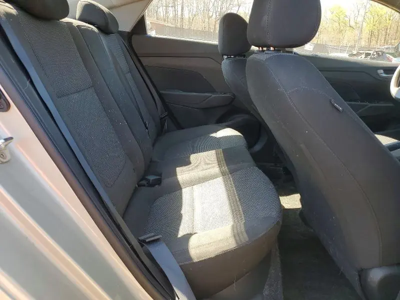 2019 HYUNDAI ACCENT SE  