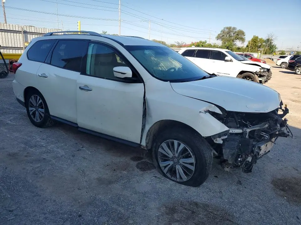2019 NISSAN PATHFINDER SV  