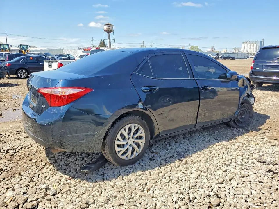 2017 TOYOTA COROLLA LE  