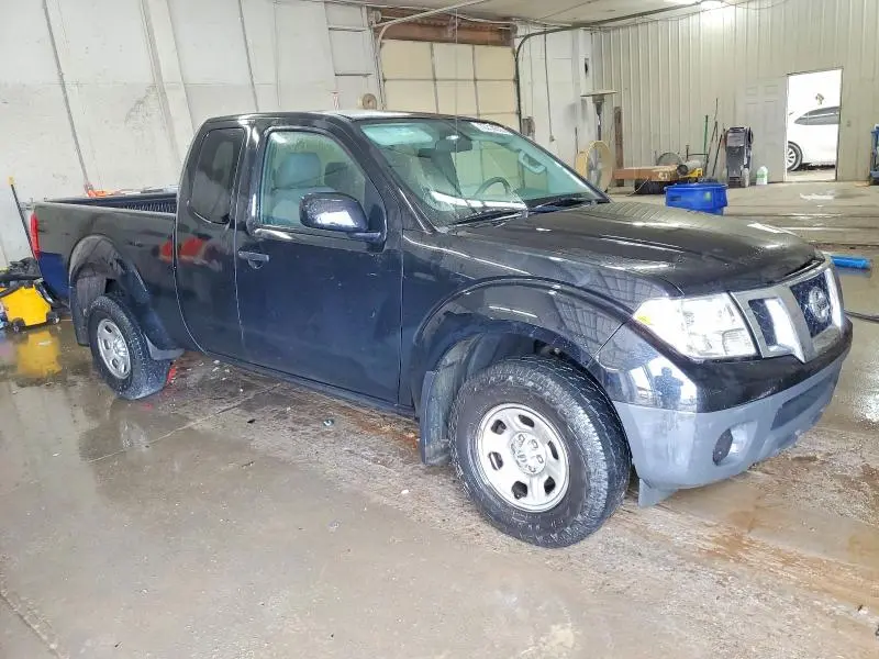 2017 NISSAN FRONTIER S  