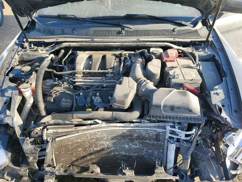 2017 FORD TAURUS SEL  
