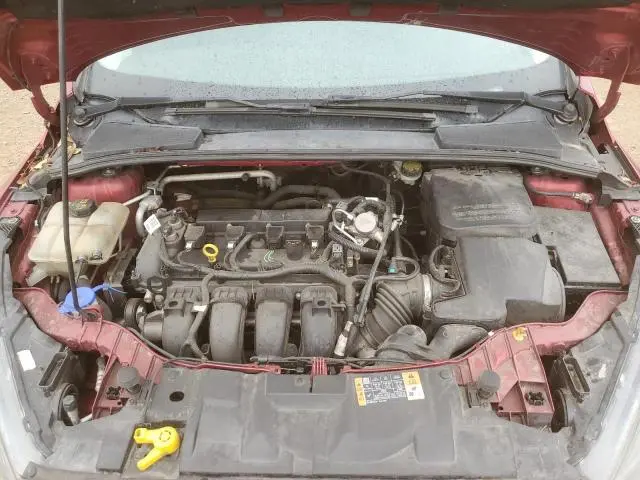 2016 FORD FOCUS SE  