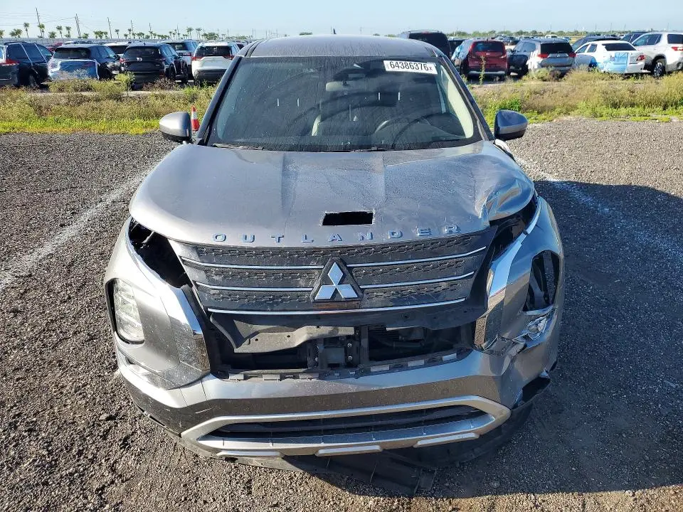2022 MITSUBISHI OUTLANDER SE  