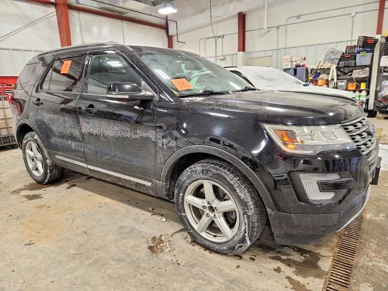 2017 FORD EXPLORER XLT  
